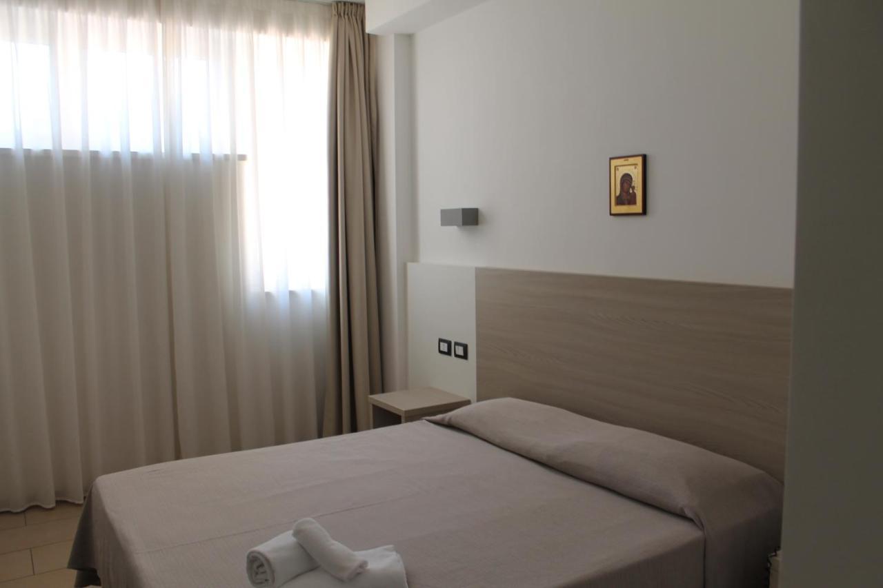 Casa Per Ferie San Juan De Avila Roma Ngoại thất bức ảnh