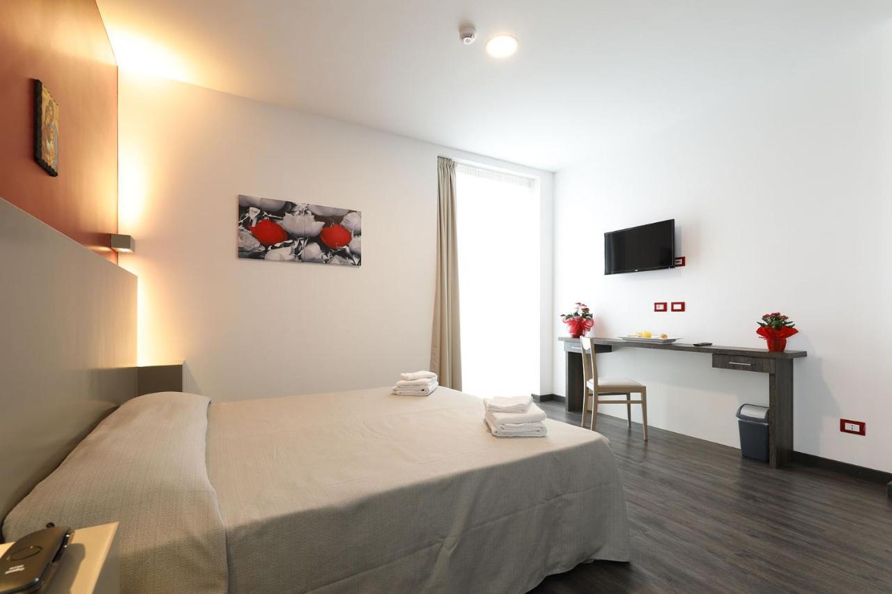 Casa Per Ferie San Juan De Avila Roma Ngoại thất bức ảnh